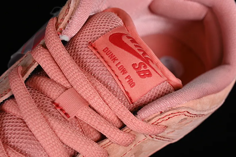 All Categories Nk SB Dunk Series Nk SB Dunk Low low-top sneakers NK SB Dunk Low "Pink" suede pink salmon pink and white suede smashed backboard fashion casual sneakers CV1655-600